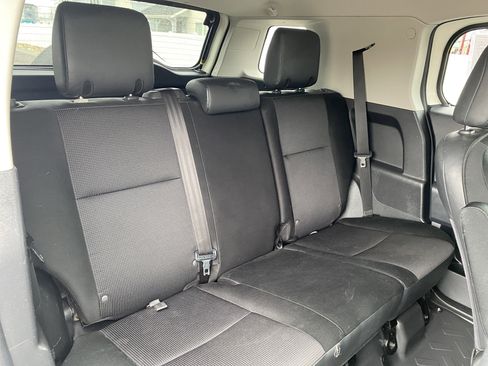 Used 2012 Toyota FJ Cruiser 4WD w/ Convenience Pkg image 20