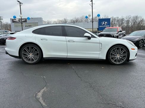 Used 2018 Porsche Panamera 4S image 8