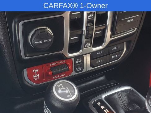 Used 2024 Jeep Wrangler Unlimited Rubicon AWD/4WD image 26