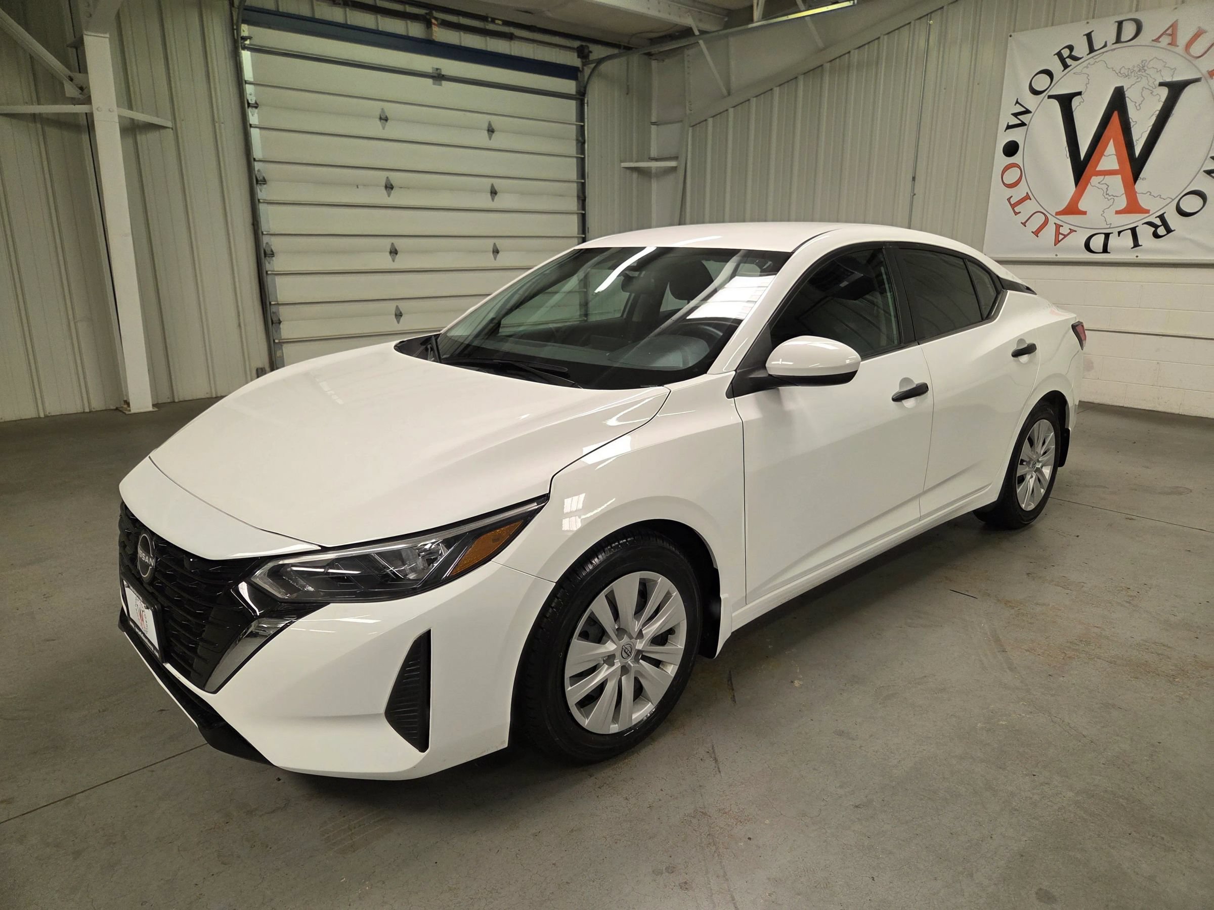 Used 2024 Nissan Sentra S FWD image 2