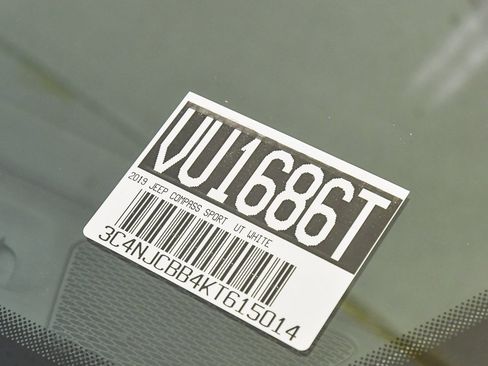 Used 2019 Jeep Compass Altitude image 31