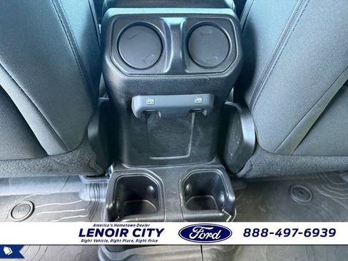 Used 2018 Jeep Wrangler Unlimited Sport S AWD/4WD image 14