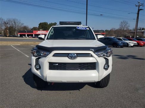 Used 2021 Toyota 4Runner SR5 Premium image 2