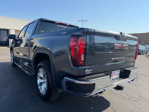 Used 2021 GMC Sierra 1500 SLT AWD/4WD image 18
