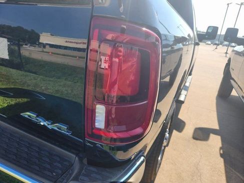New 2025 RAM 2500 Tradesman AWD/4WD image 5