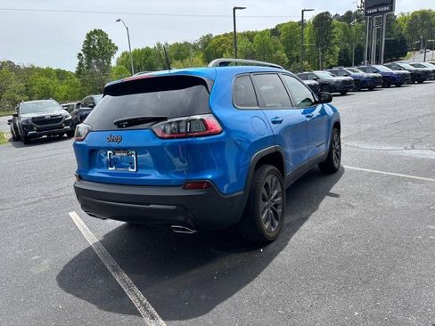 Used 2021 Jeep Cherokee Latitude Lux 80th Anniv w/ Quick Order Package 26U 80TH FWD image 3