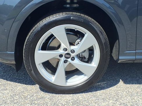 Used 2025 Audi Q5 Premium Plus w/ Premium Plus AWD/4WD image 10
