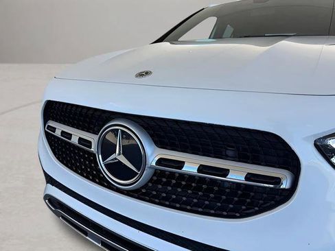 Used 2023 Mercedes-Benz GLA 250 4MATIC image 2