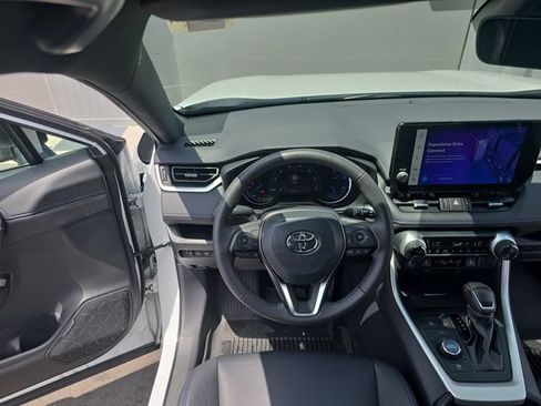 Used 2024 Toyota RAV4 XSE w/ Weather Package AWD/4WD image 13