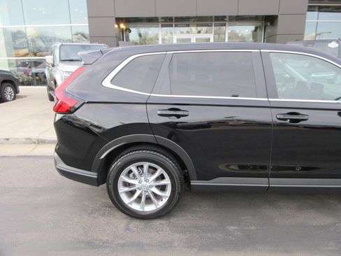 Used 2024 Honda CR-V EX-L image 10