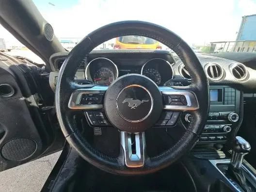 Used 2019 Ford Mustang Coupe RWD image 8