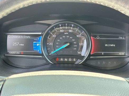 Used 2018 Ford Explorer XLT w/ Equipment Group 202A FWD image 22