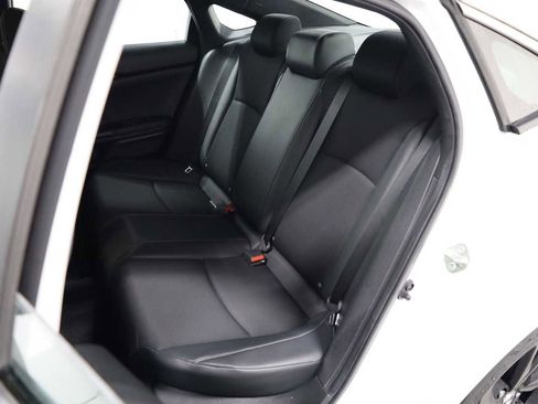 Used 2019 Honda Civic Sport image 31