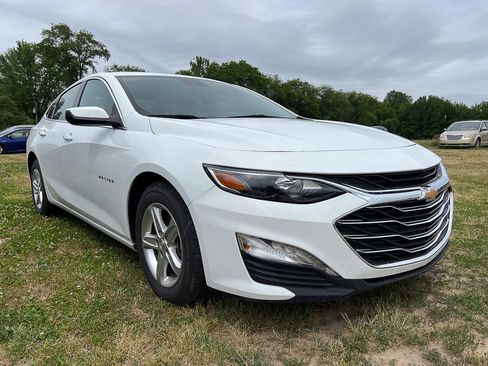 Used 2024 Chevrolet Malibu LT FWD image 7
