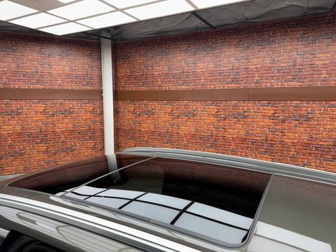 Certified 2025 BMW X5 xDrive50e w/ Parking Assistance Package image 25