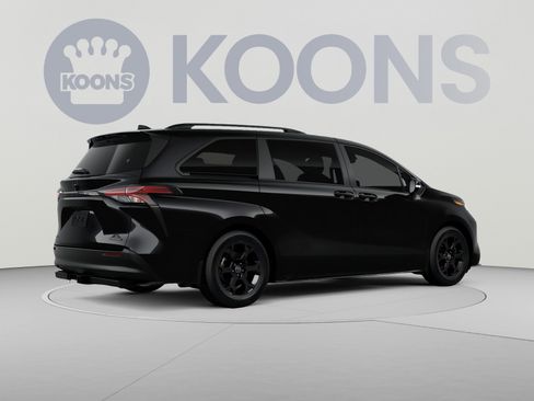 New 2026 Toyota Sienna XLE Woodland Edition AWD/4WD image 13