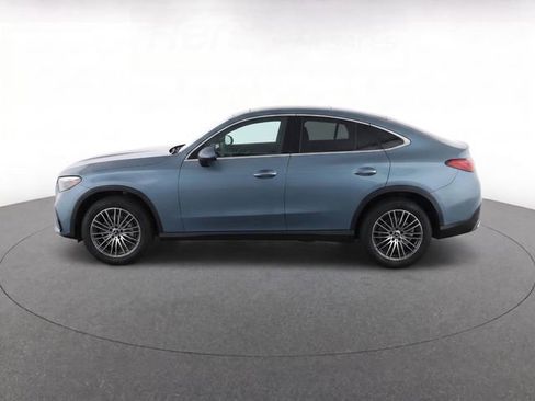 Used 2026 Mercedes-Benz GLC 300 4MATIC image 4