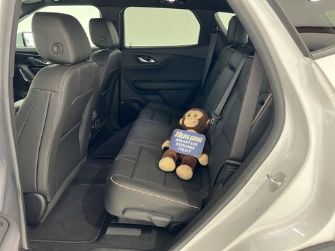 Used 2025 Chevrolet Blazer Premier w/ Driver Confidence II Package image 53