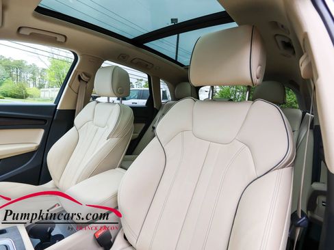 Used 2024 Audi Q5 2.0T Premium AWD/4WD image 22