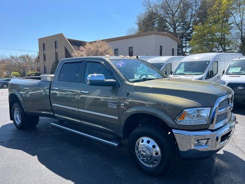 Used 2015 RAM 3500 Laramie Longhorn image 3