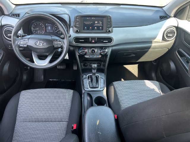 Used 2021 Hyundai Kona SE FWD image 25