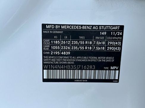 Used 2025 Mercedes-Benz GLA 250 4MATIC image 36