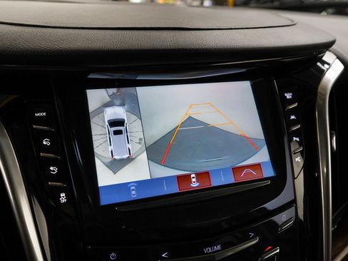 Used 2020 Cadillac Escalade ESV Premium Luxury AWD/4WD image 24