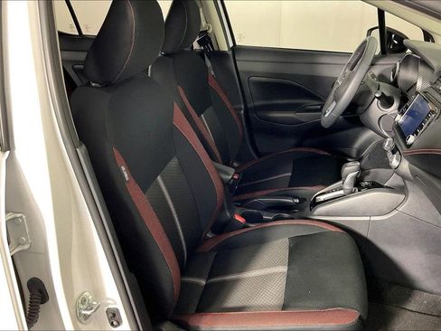 Used 2025 Nissan Versa SR w/ Trunk Package FWD image 10