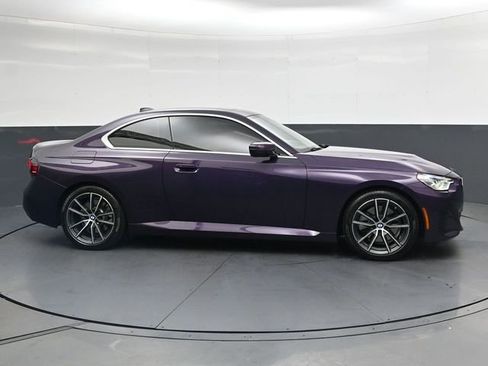 Used 2022 BMW 230i Coupe w/ Premium Package 2 RWD image 3