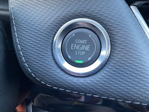 New 2026 Chevrolet Equinox LT w/ Midnight Edition AWD/4WD image 21