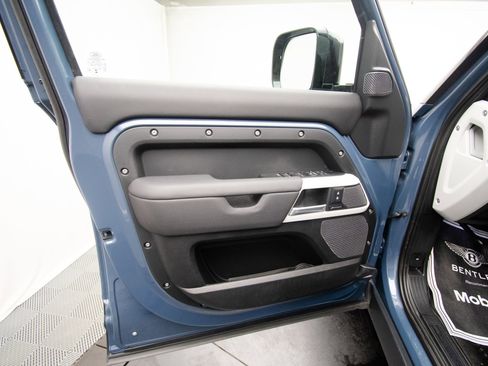 Used 2024 Land Rover Defender 110 S AWD/4WD image 28