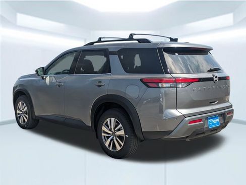 New 2026 Nissan Pathfinder SL AWD/4WD image 4