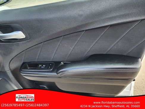 Used 2019 Dodge Charger GT w/ Blacktop Package RWD image 10