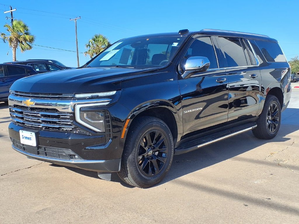 Used 2026 Chevrolet Suburban Premier RWD image 4