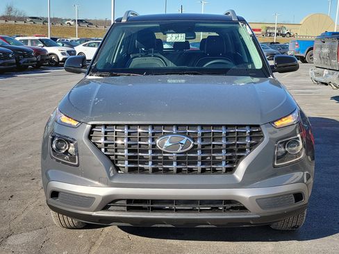 New 2026 Hyundai Venue SEL image 2