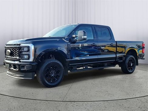 Used 2025 Ford F350 Lariat w/ Lariat Ultimate Package image 4