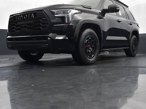 Used 2026 Toyota Sequoia TRD Pro AWD/4WD image 35