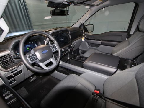 New 2026 Ford F150 XLT image 2