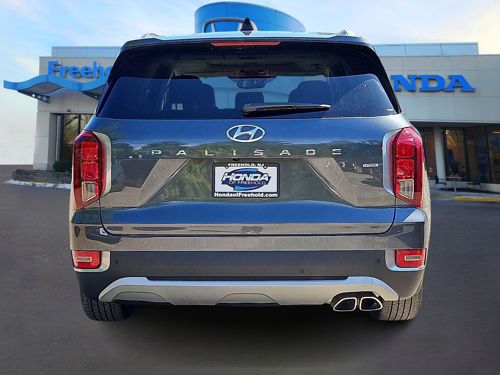 Used 2022 Hyundai Palisade SEL w/ 8P Bench Seat Package AWD/4WD image 6