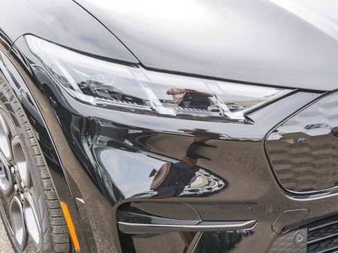 New 2026 Ford Mustang Mach-E GT AWD/4WD image 10