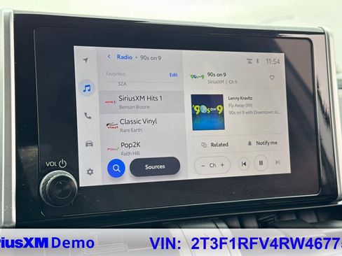 Used 2024 Toyota RAV4 LE image 31