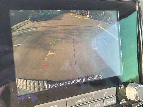 Used 2024 Nissan Titan SV w/ Accessory Utility Package image 24