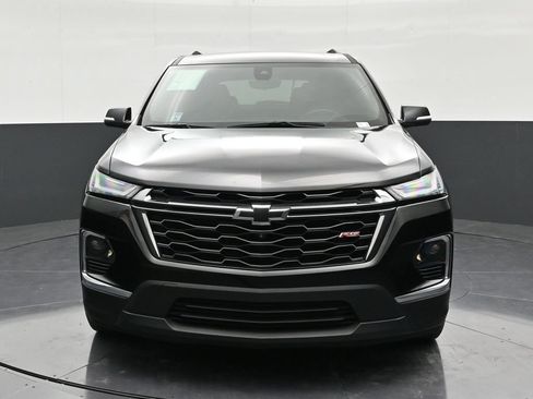 Used 2024 Chevrolet Traverse RS FWD image 8