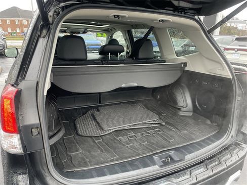 Certified 2022 Subaru Forester Touring w/ Popular Package #3 image 39