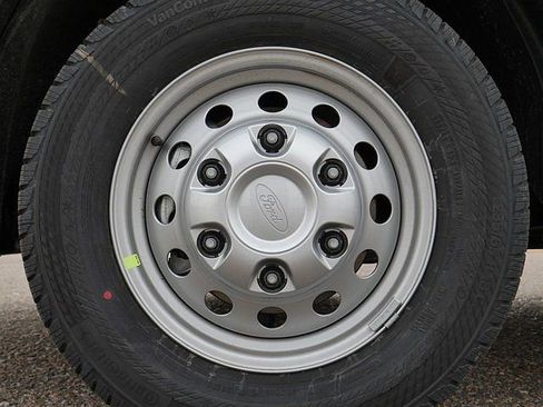 New 2026 Ford Transit 250 148 Medium Roof Extended AWD image 35