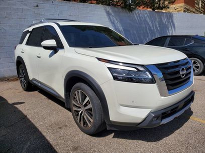 Used 2023 Nissan Pathfinder Platinum