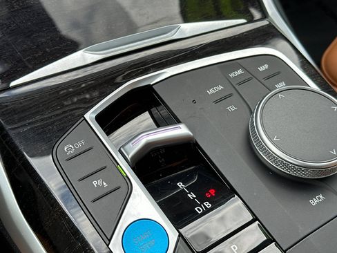 Used 2023 BMW i4 eDrive35 w/ Premium Package image 21