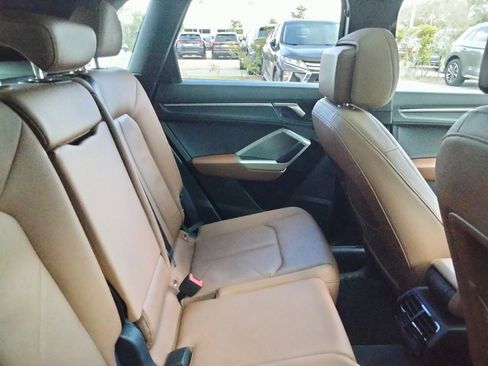 Certified 2021 Audi Q3 2.0T Premium w/ Convenience Package image 10