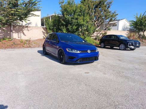 Used 2019 Volkswagen Golf R 4-Door AWD/4WD image 2