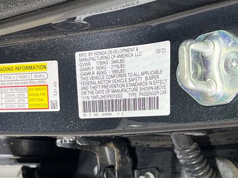 Used 2023 Honda Civic LX image 29